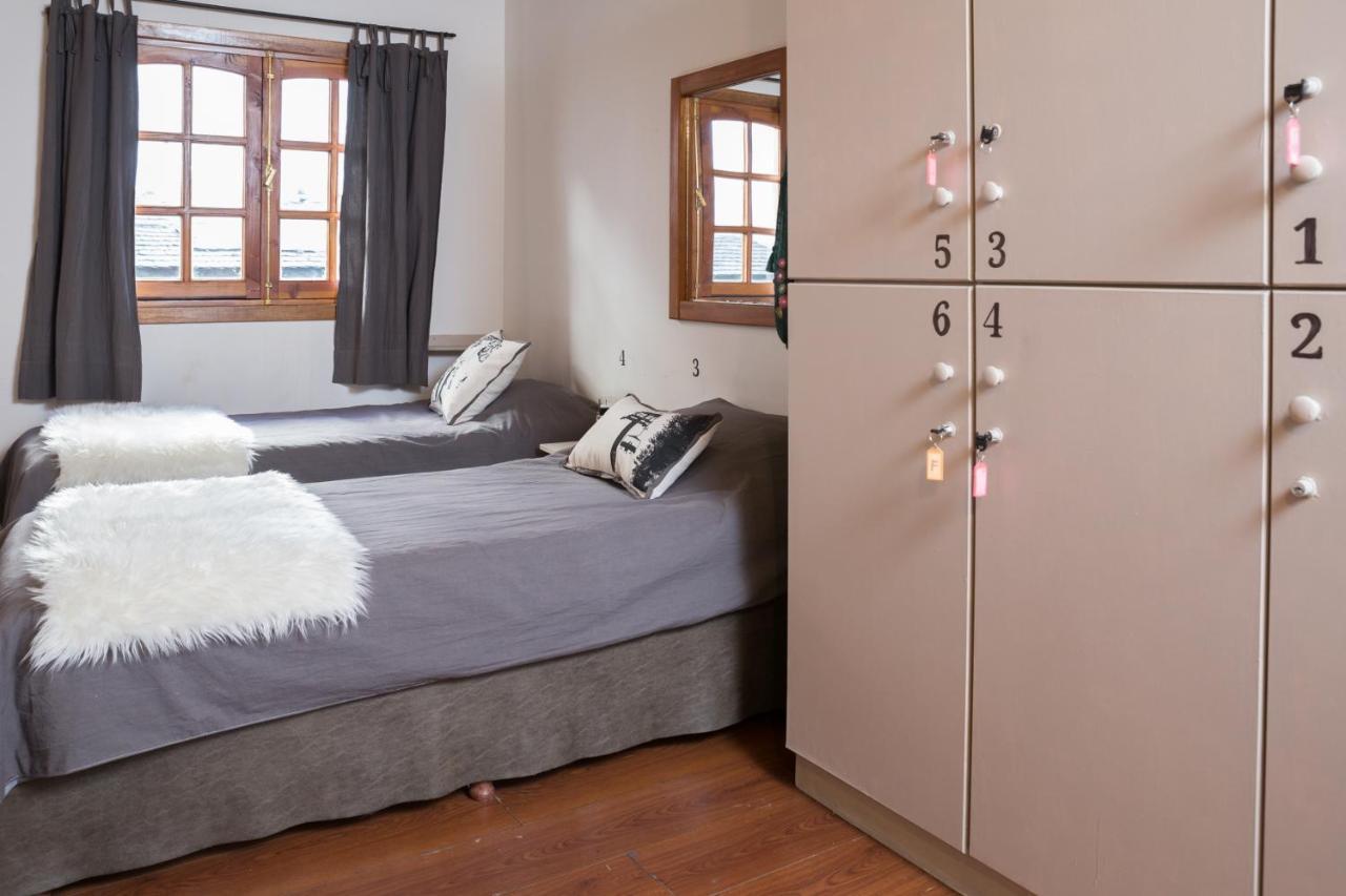 סן קרלוס דה ברילוצ'ה La Justina Hostel מראה חיצוני תמונה