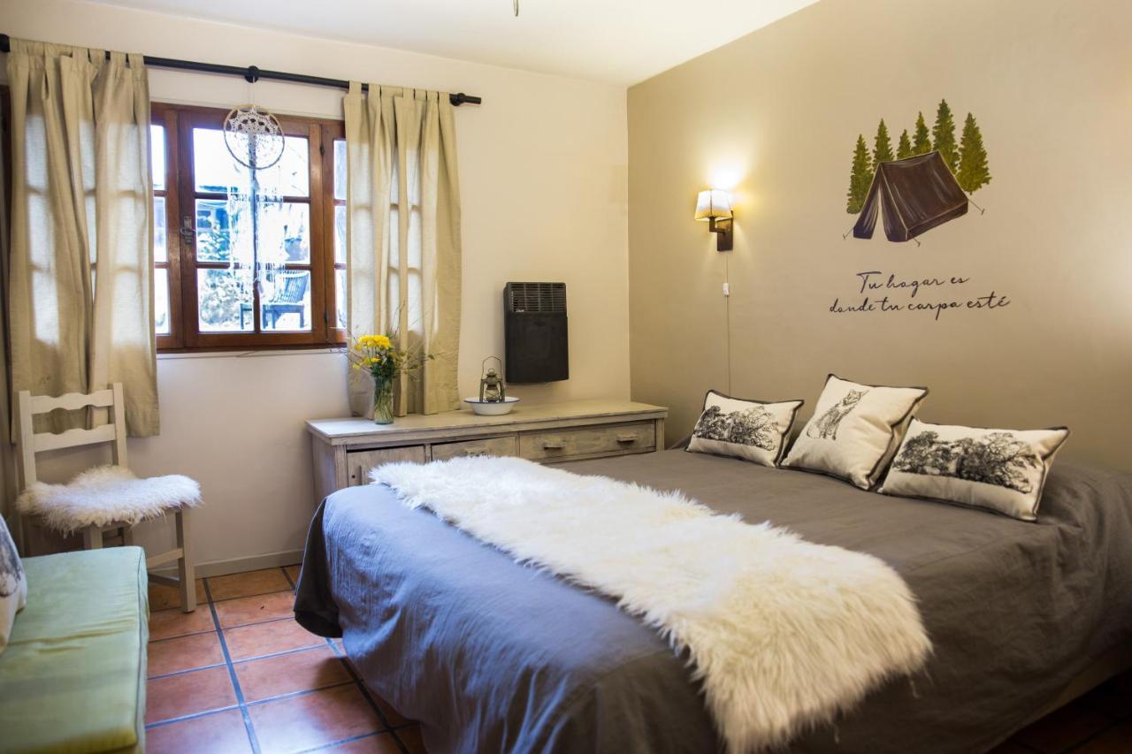 סן קרלוס דה ברילוצ'ה La Justina Hostel מראה חיצוני תמונה