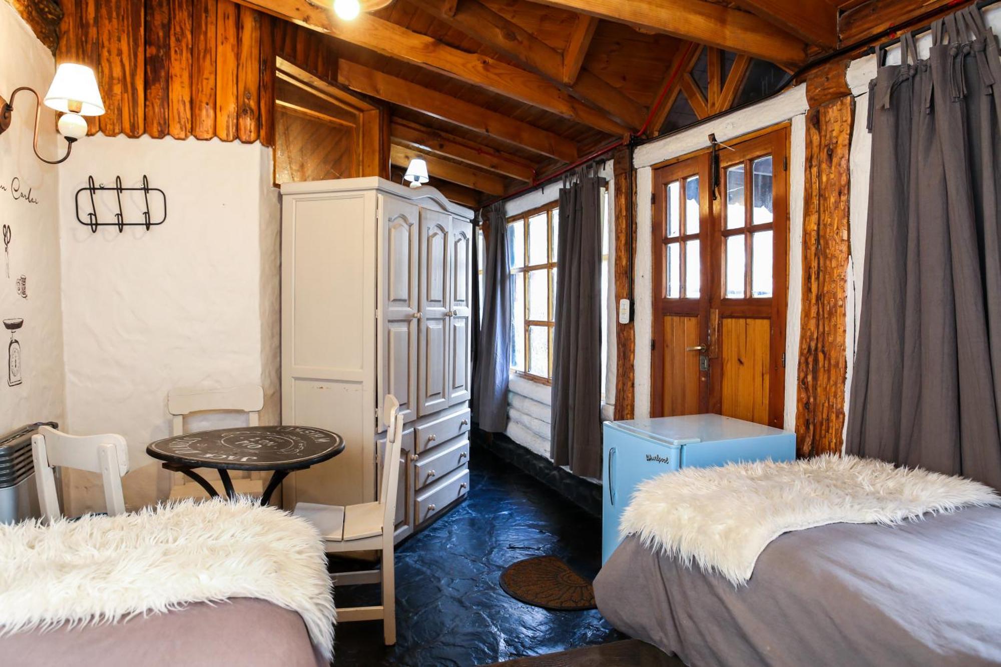 סן קרלוס דה ברילוצ'ה La Justina Hostel מראה חיצוני תמונה