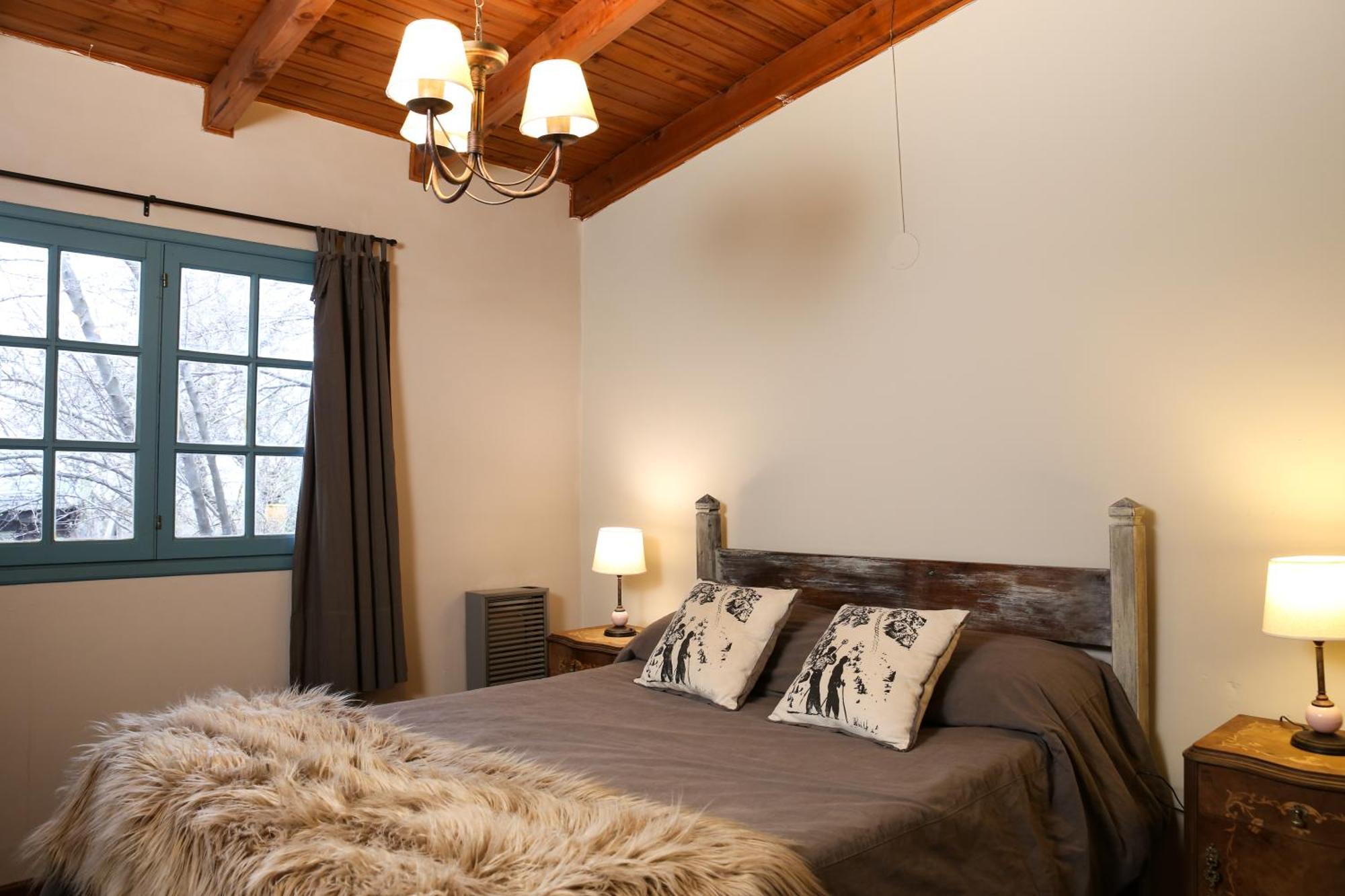 סן קרלוס דה ברילוצ'ה La Justina Hostel מראה חיצוני תמונה